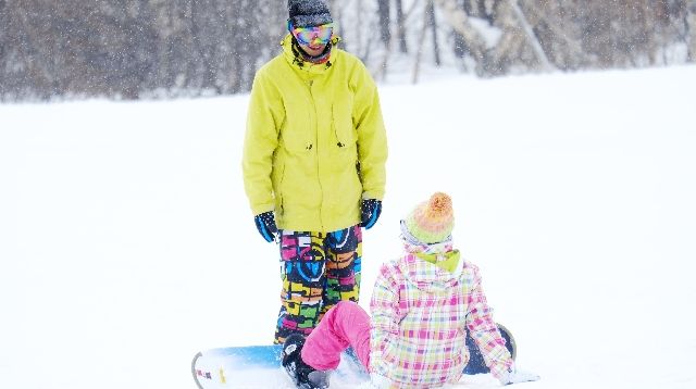 芸能人もスノボ大好きっ子がいるよね どこのスキー場で会えるのかな 雪山press